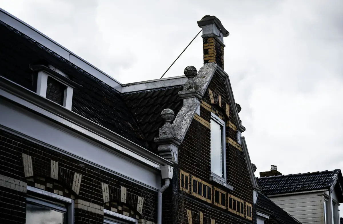 Gevelisolatie Jaren 30 Woning Den Haag: Spouw vs Buiten