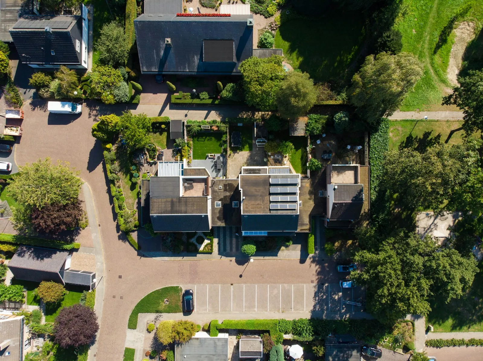 Zonnepanelen Erfpacht Den Haag: Rechten & Kosten 2026