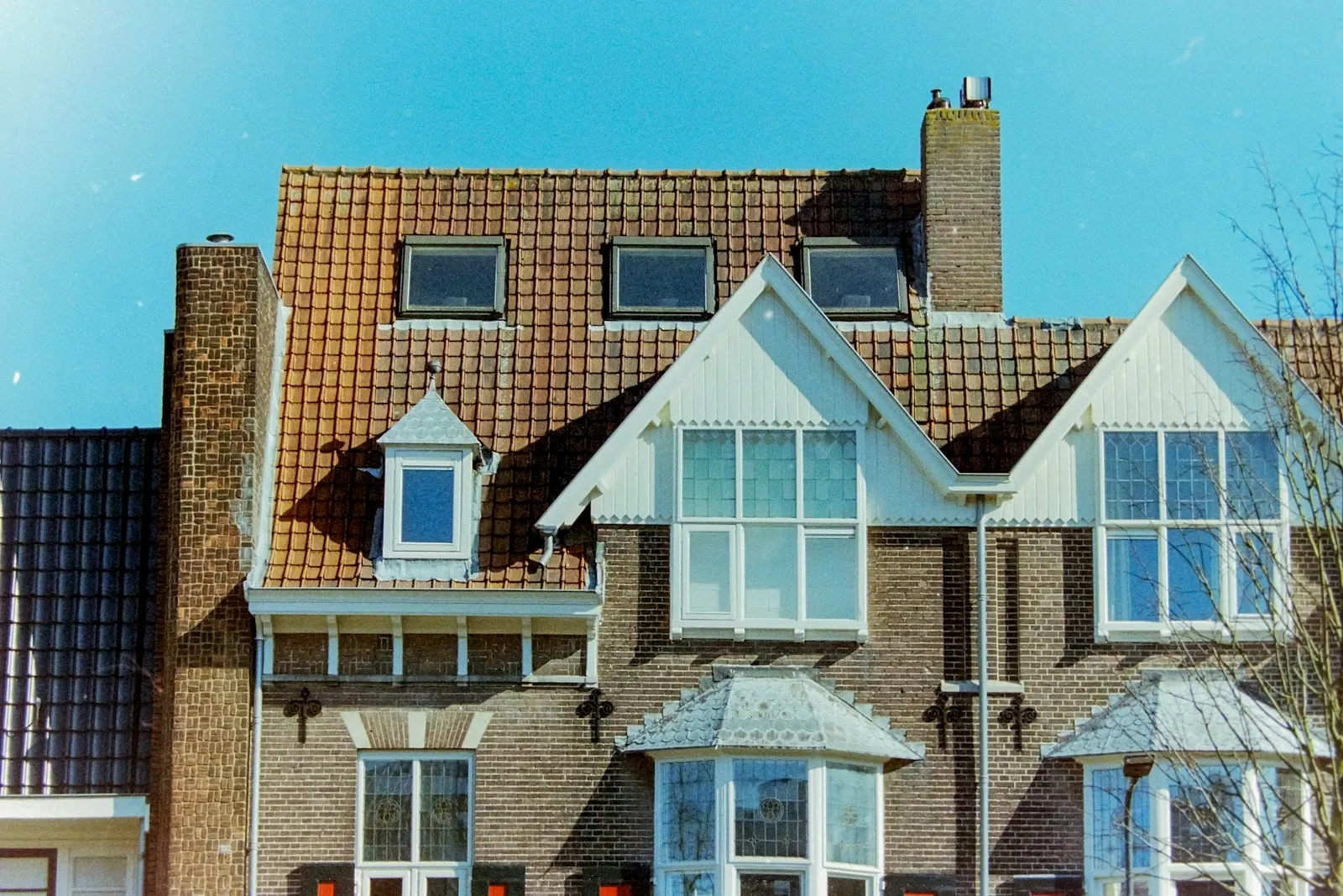 Zonnepanelen Jaren 30 Woning Den Haag: Kosten 2026